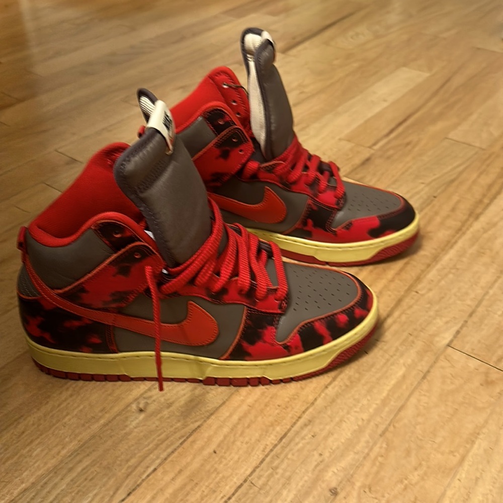 New Nike Dunk High 1985 Acid Wash Red Hightop Sneakers